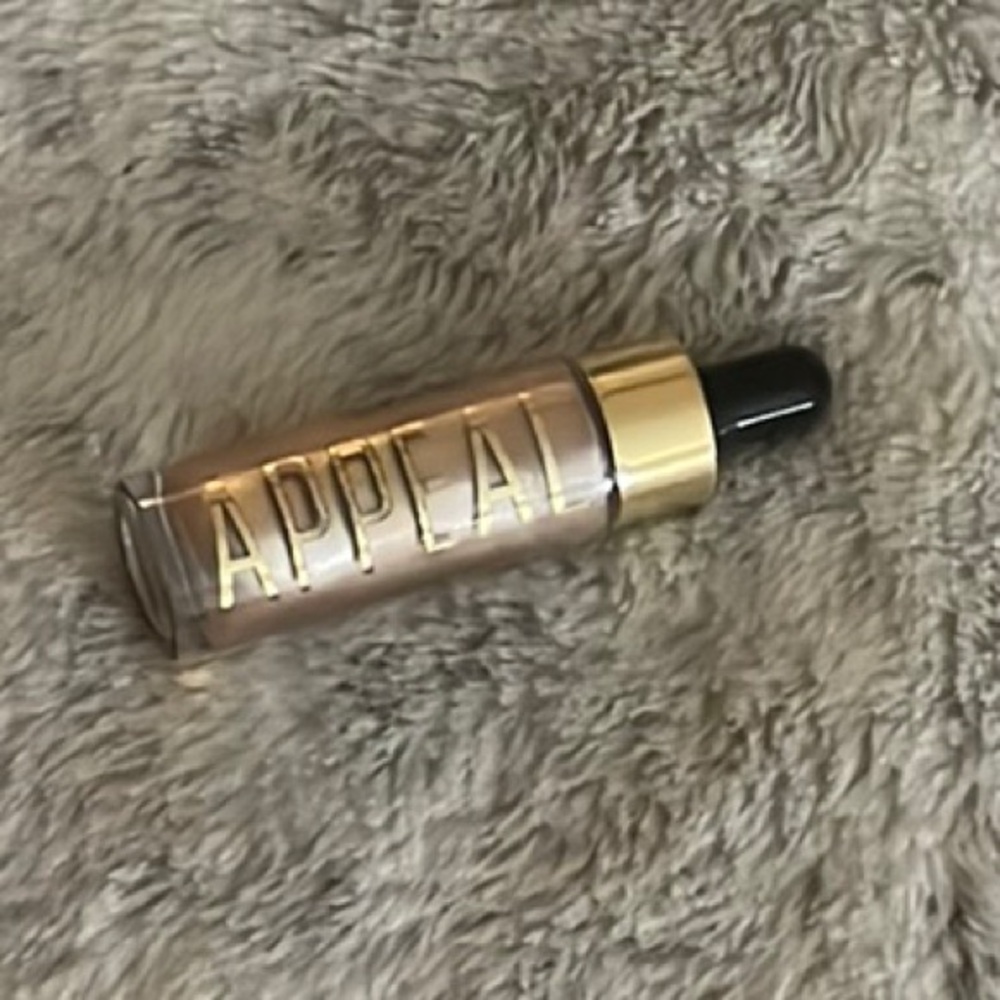 Appeal Cosmetics Liquid Highlighter - Gold